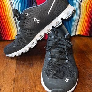 Size 8.5 - On Cloud 5 Black White Women’s Running Shoes Trainers Gently Used